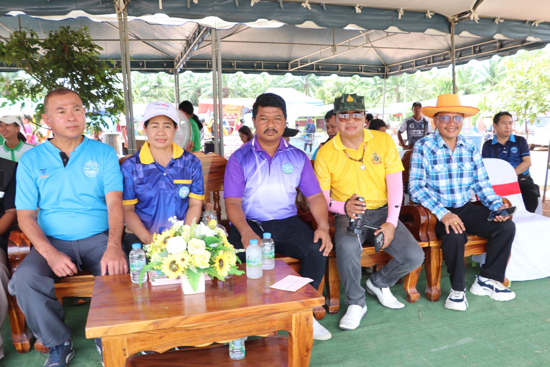 ภาพบรรยากาศ กองเชียร์ทั้ง13 ชุมชน
