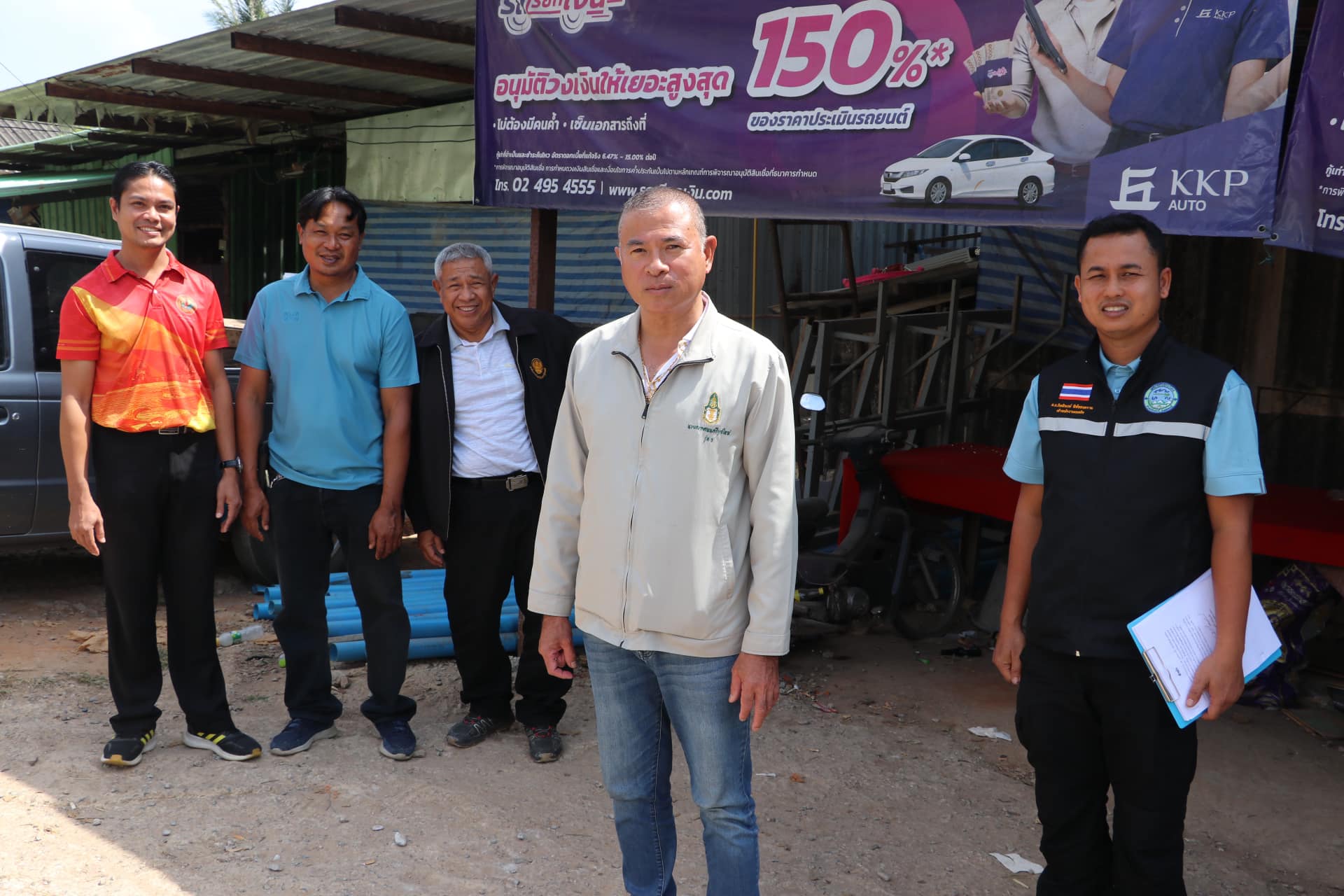 ลงพื้นที่ ติดตามการแก้ไขปัญหาตามข้อร้องเรียน  กรณี มีการปล่อยน้ำเสีย ทิ้งลง บริเวณใกล้บ้านที่มีผู้อาศัย