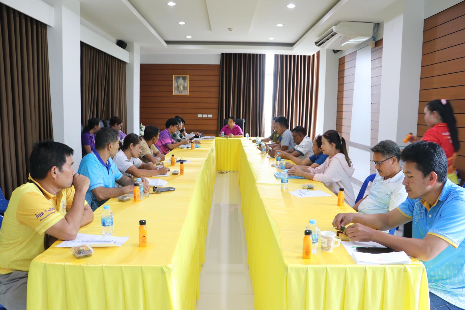 ประชุมร่วมกับสภาองค์กรชุมชนเทศบาลตำบลกระบี่น้อย และผู้ที่เกี่ยวข้อง ในการดำเนินโครงการสนับสนุนการซ่อมแซมปรับปรุงและพัฒนาที่อยู่อาศัย