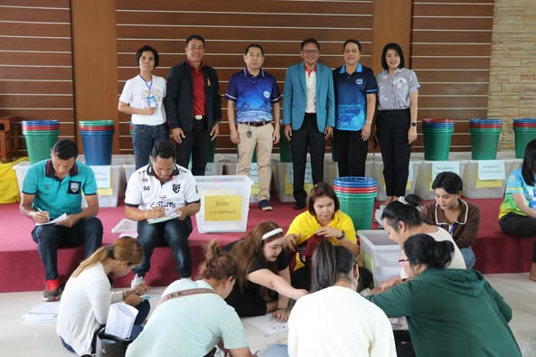 ภาพบรรยากาศการรับมอบหีบบัตร บัตรเลือกตั้งนายกเทศมนตรีและสมาชิกสภาเทศบาล