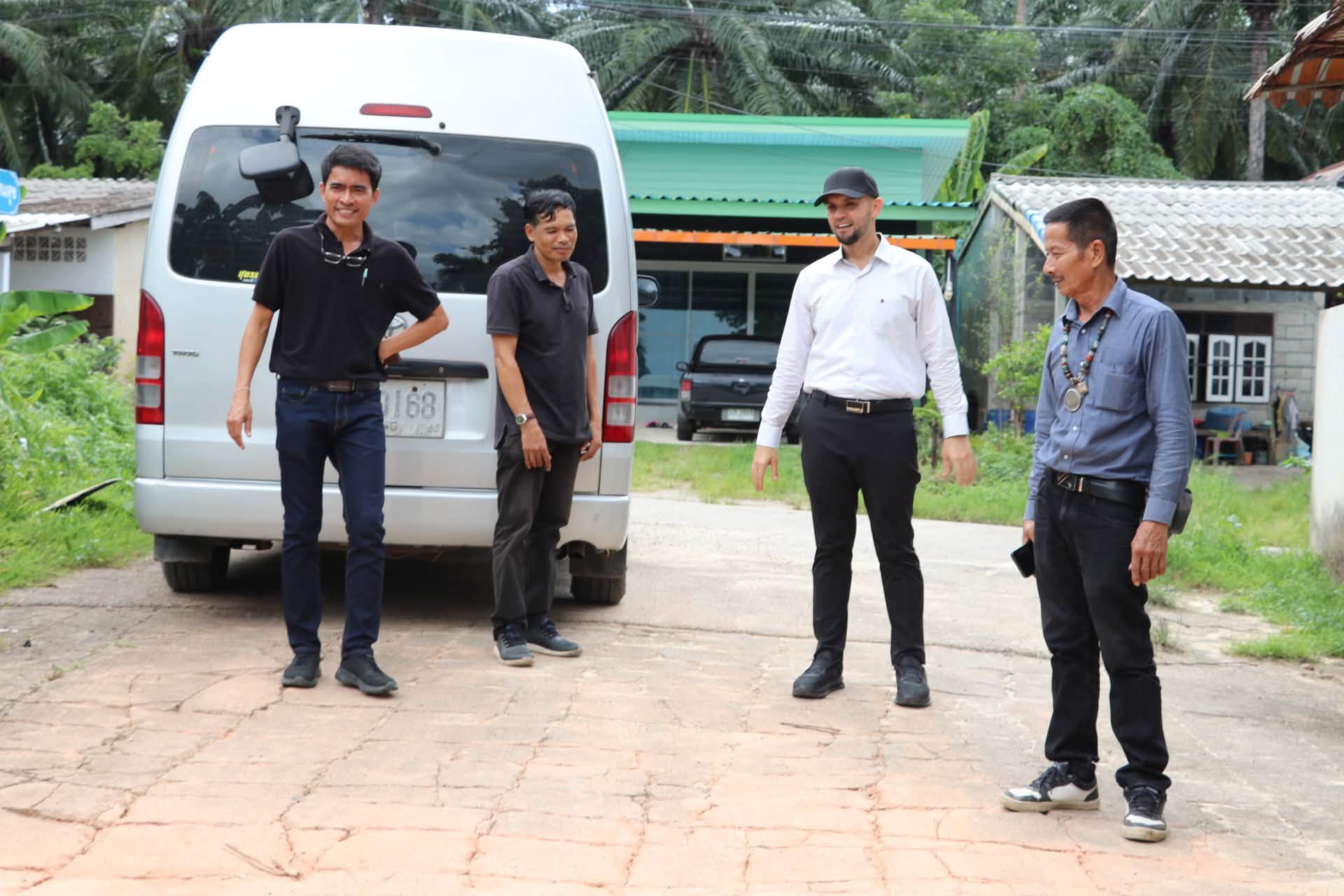 ลงพื้นที่ ตรวจสอบปัญหาข้อร้องเรียน กรณี ต่างๆ