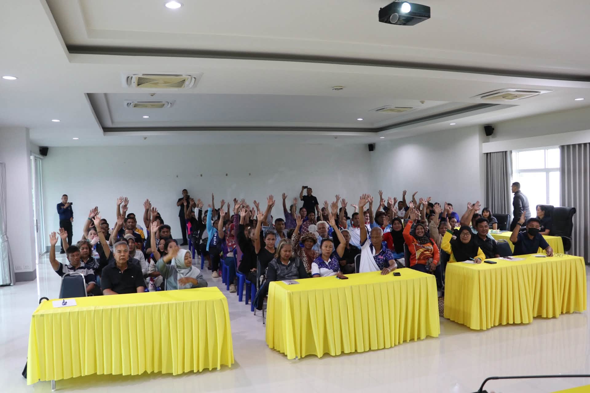 #ประชุมประชาคมท้องถิ่น  พิจารณาร่างแผนพัฒนาท้องถิ่น พ.ศ. 2566-2570 เพิ่มเติม ครั้งที่ 1/2569  #การจัดทำทบทวน แผนพัฒนาท้องถิ่น พ.ศ.2571-2570