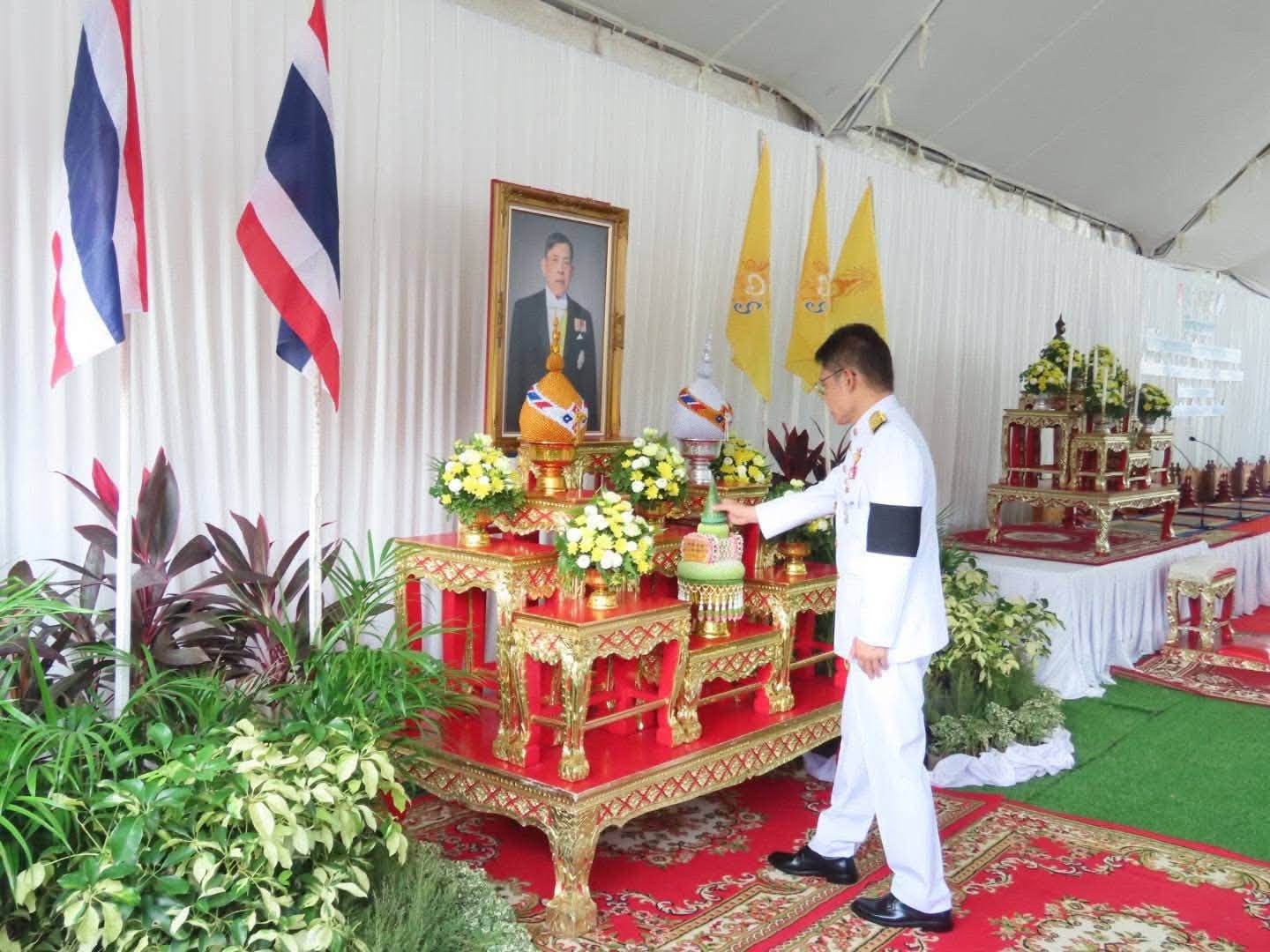 ร่วมพิธีเจริญพระพุทธมนต์ทำบุญตักบาตร และประกอบพิธีทางศาสนามหามงคล 3 ศาสนา ได้แก่ ศาสนาพุทธ ศาสนาอิสลาม ศาสนาคริสต์ เพื่อถวายเป็นพระราชกุศล เนื่องในโอกาสวันเฉลิมพระชนมพรรษา พระบาทสมเด็จพระเจ้าอยู่หัว 28 กรกฎาคม 2569