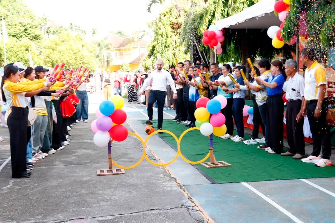 #นายกเทศมนตรีตำบลกระบี่น้อย เป็นประธานในพิธีเปิดการแข่งขันกีฬาภายในโรงเรียน “พิกุลเกมส์” ประจำปีการศึกษา 2569