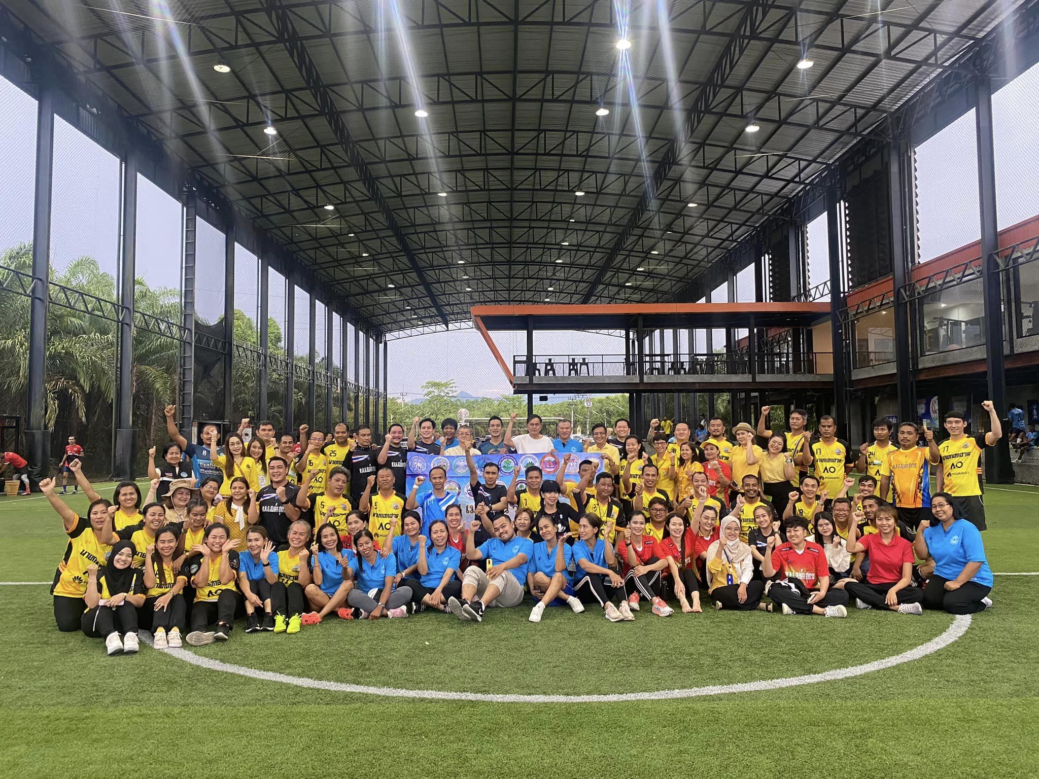 เข้าร่วมกิจกรรม การแข่งขันกีฬาสานสัมพันธ์ ระหว่างเทศบาลฯ 