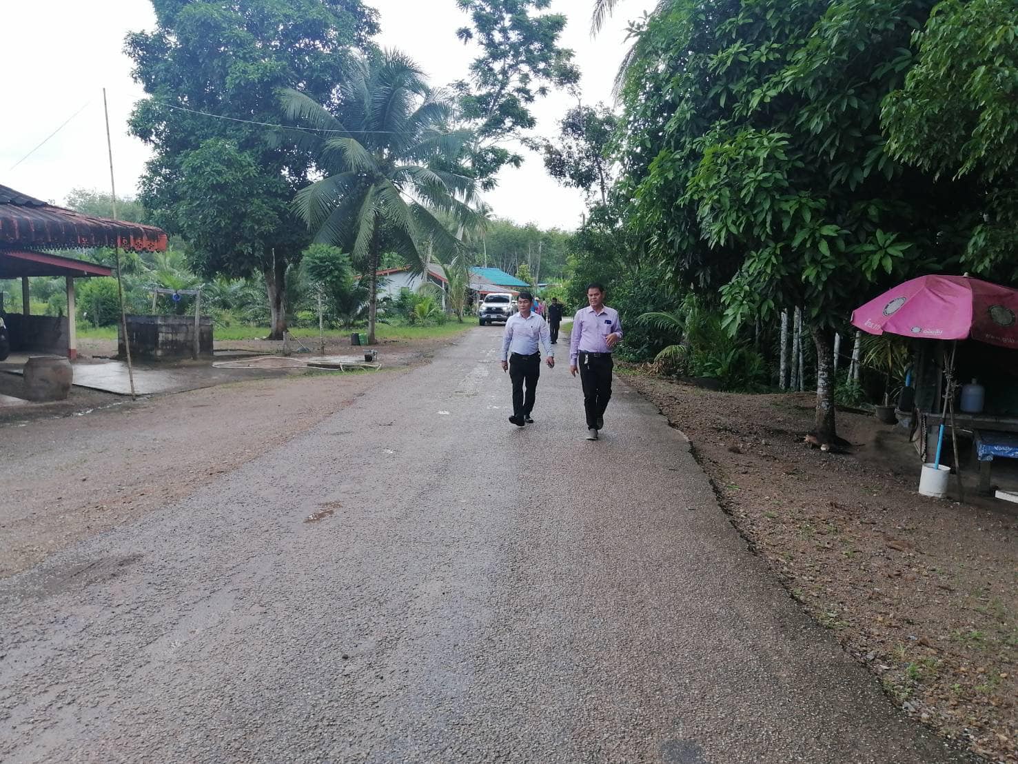ลงพื้นที่สำรวจถนนชำรุด ถนนสายประชาอุทิศ หมู่ที่ 10 ตำบลกระบี่น้อย