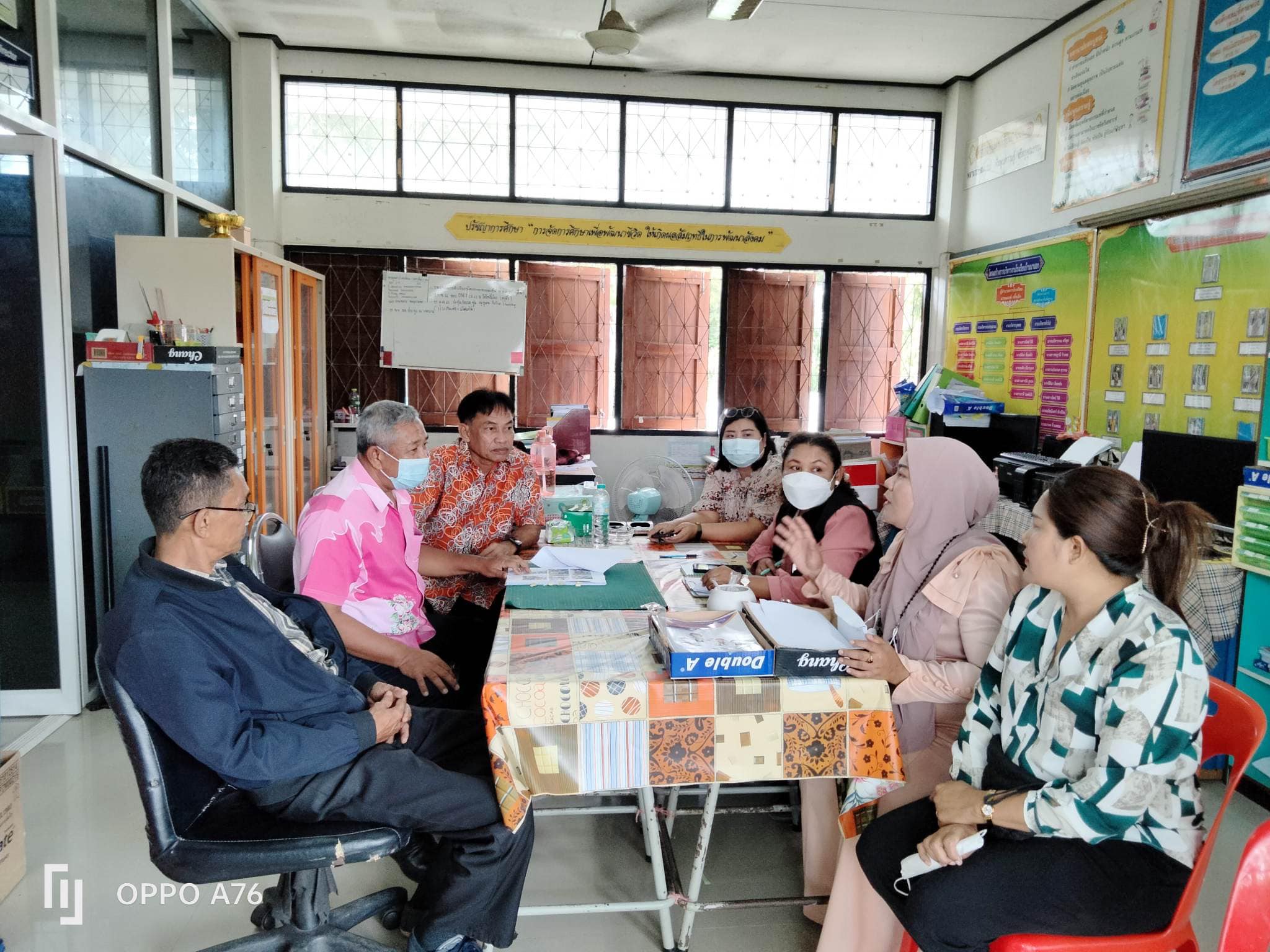 ปรึกษาหารือ เกี่ยวกับการช่วยเหลือผู้ประสบปัญหาทางสังคมในพื้นที่ตำบลกระบี่น้อย